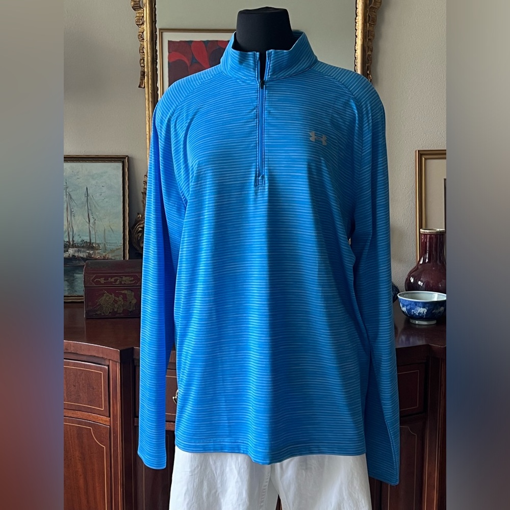 Men’s Under Armour 3/4 zip long sleeved lightweight athletic shirt. EUC. XL